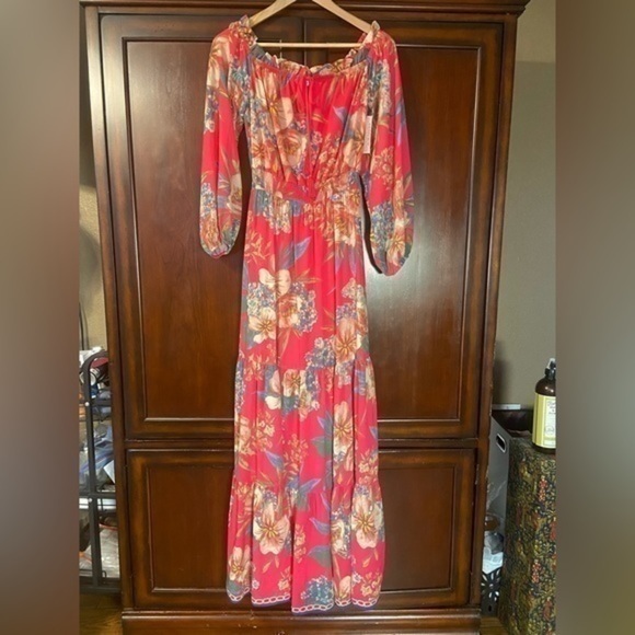 Giddy Up Glamor Pink Floral Flowey Dress. Medium-Long. - Picture 11 of 15